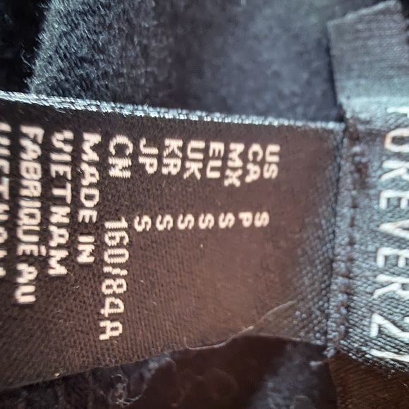 BARGAN BASEMENT! Forever 21 Black Dress - Picture 8 of 14